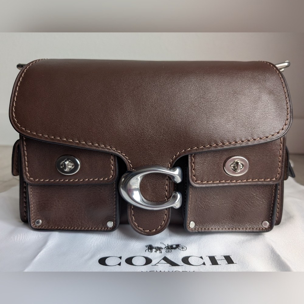 Coach Cargo Turnlock Soft Tabby In Maple - Picture 2 of 10